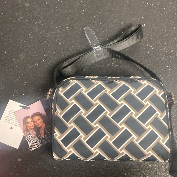 Diane Von Furstenberg for Target Camera bag nwt - Picture 5 of 5